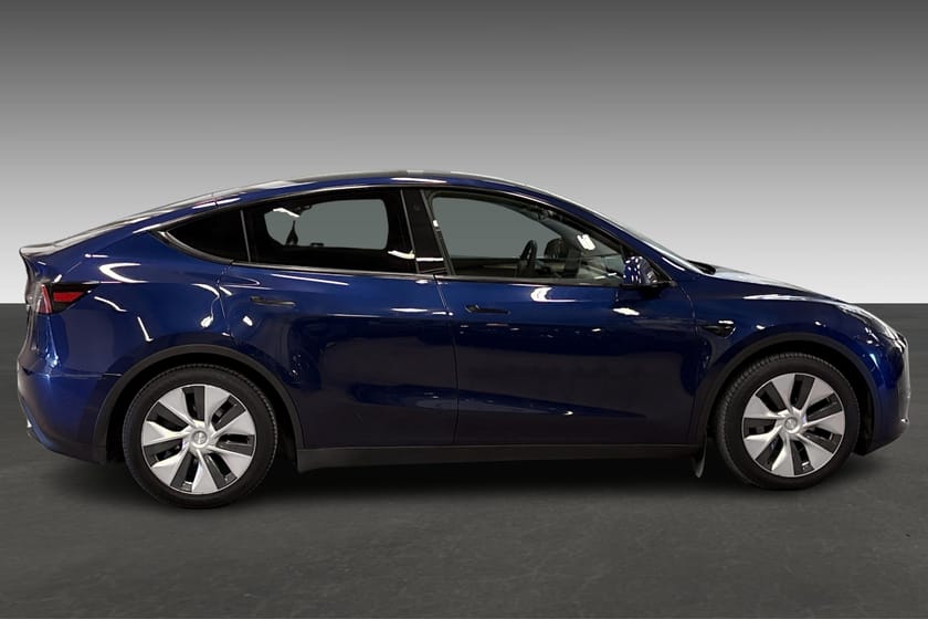 Bilde 4 av Tesla Model Y Standard Range RWD Pano tak, Skinn, Ryggekamera, El-seter
