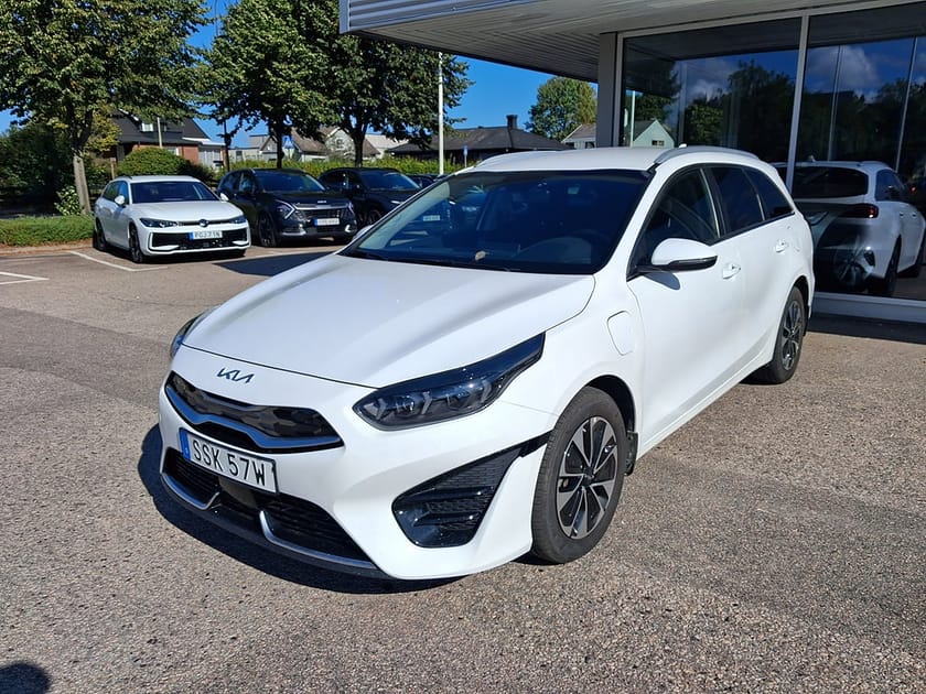 Bild 1 av Kia Ceed Sportswagon Plug-in Hybrid Plug in 141HK Advance