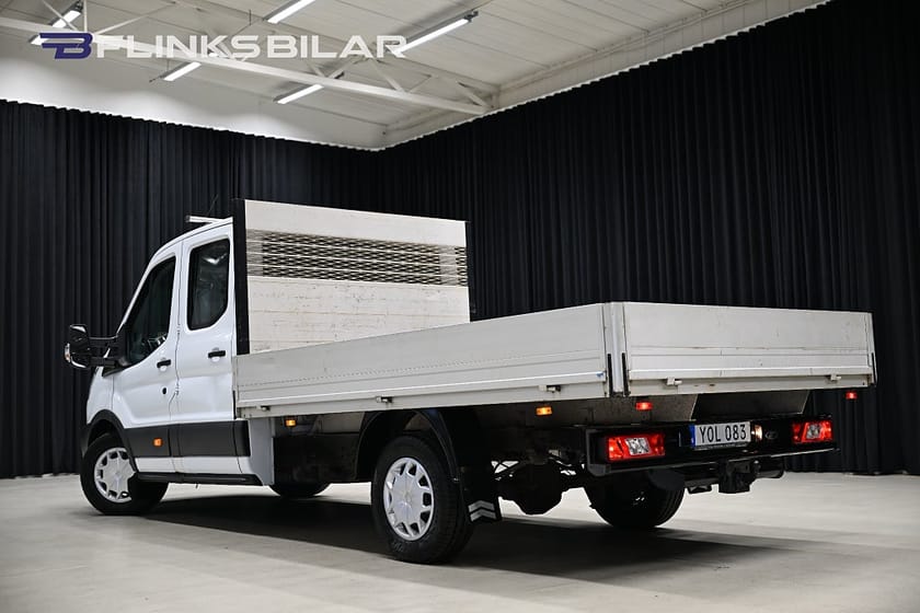 Bild 4 av Ford Transit 350 Chassi Dubbelhytt 170HK Dubbelhytt|7-Sits|Flak|Drag|Värmare|NyKamrem