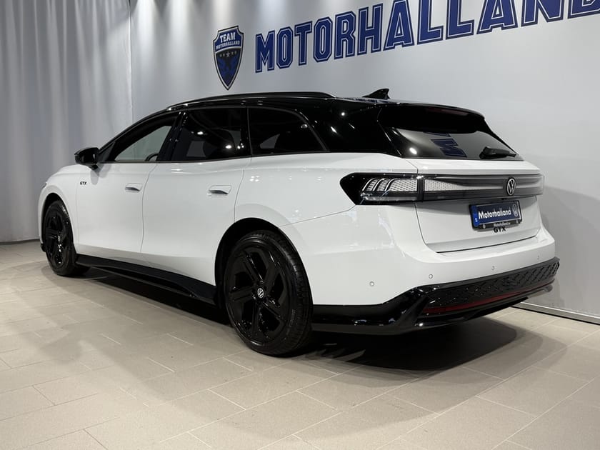 Bild 5 av Volkswagen ID.7 GTX Tourer Massage / Harman & Kardon / Drag
