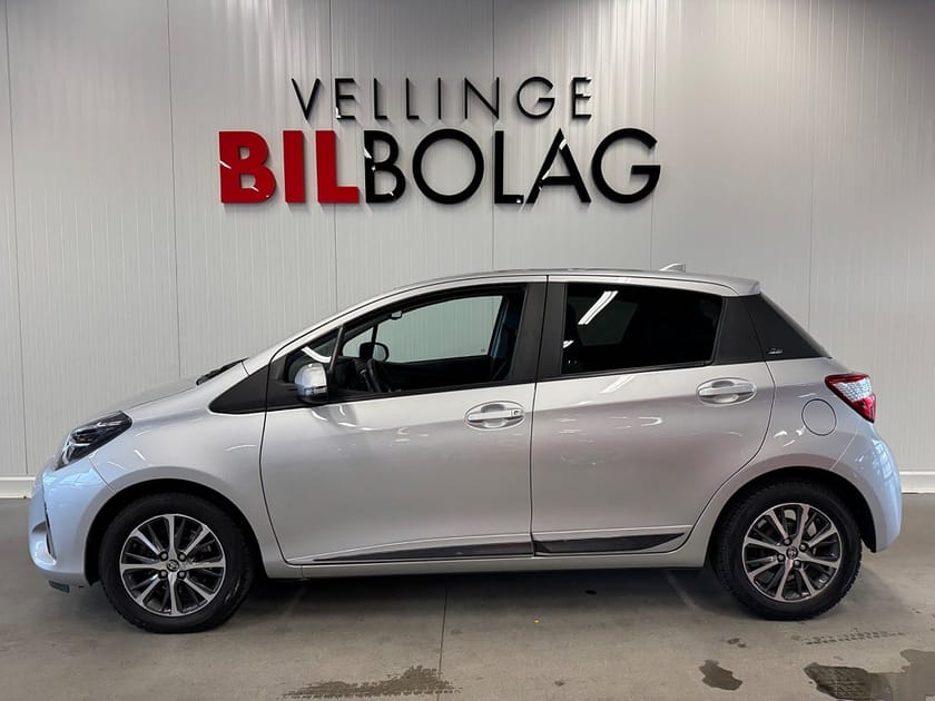 Bild 1 av Toyota Yaris 1.5 VVT-iE Y20 Kamera Låga mil