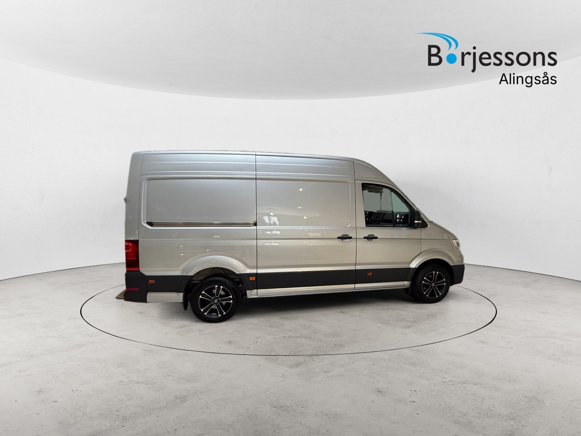 Volkswagen Crafter 35 177hk AUT 2020, kuva 3/4