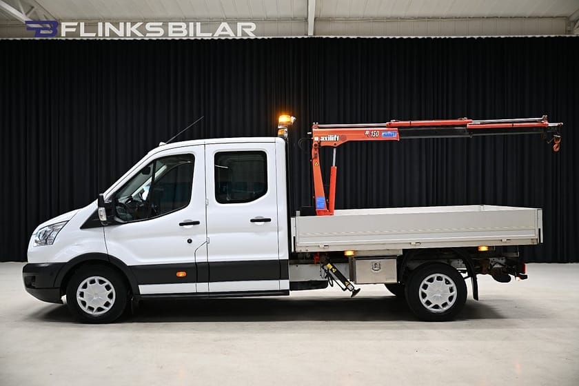 Bild 2 av Ford Transit 350 Chassi Dubbelhytt 170HK Dubbelhytt|6-Sits|Kranbil|Flak|NyKamrem|Moms