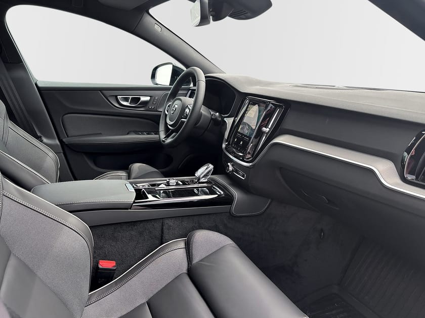 Bild 5 av Volvo V60 T6 Plus Dark Nordic Edition