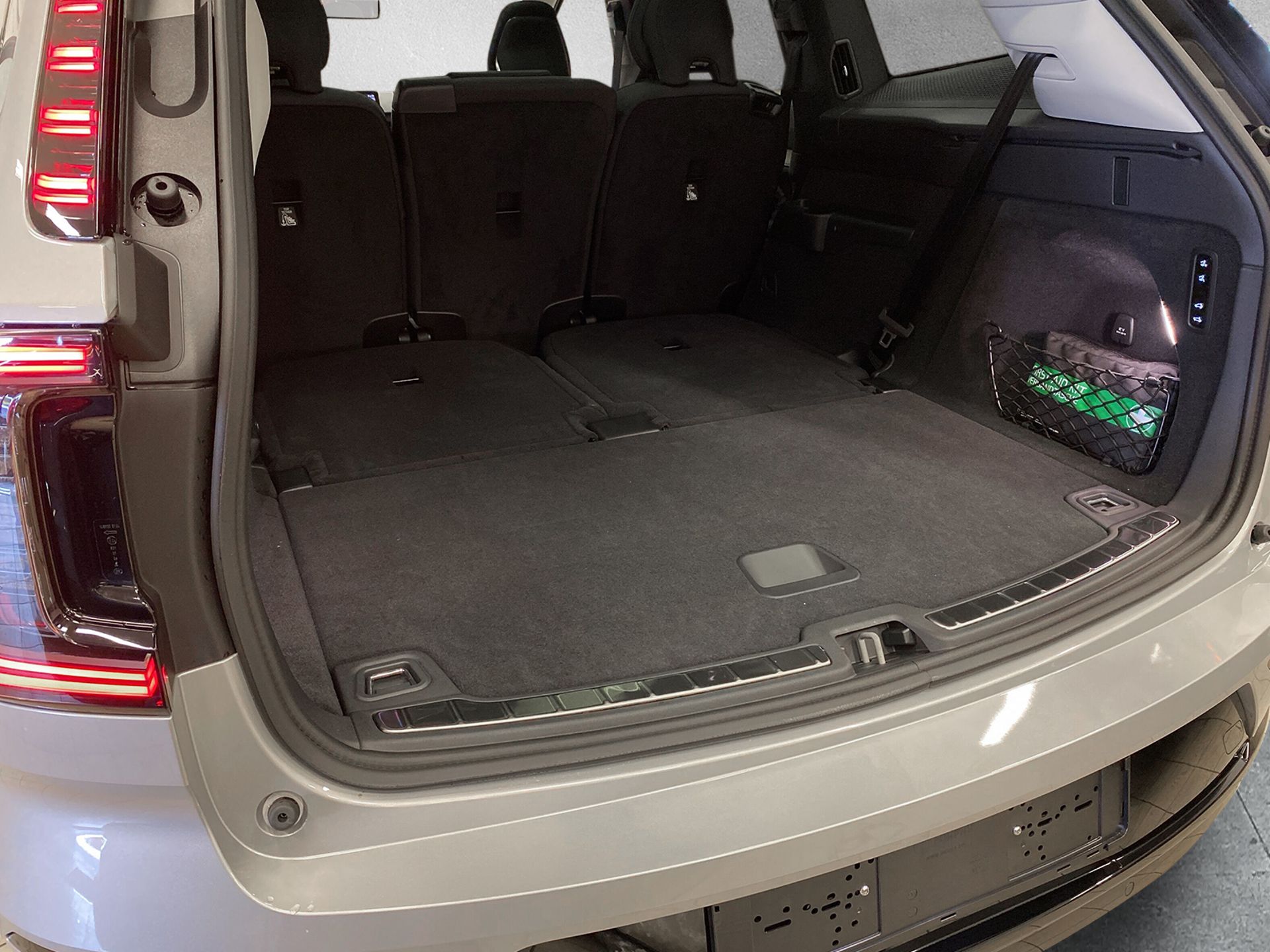 Volvo EX90 2025, bild 7/10
