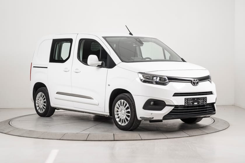 Bilde 2 av Toyota ProAce City 1.5D AdBlue Auksjon! Les tekst!