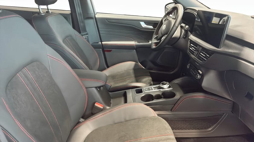 Bild 3 av Ford Kuga Plug-In Hybrid 2.5 PHEV FWD 243HK ST-Line X Black Edition
