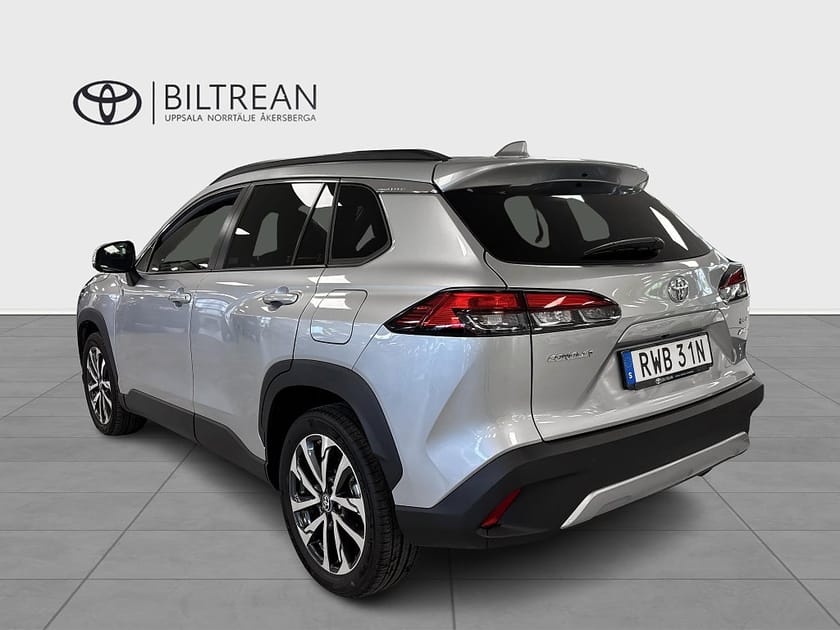 Bild 2 av Toyota Corolla Cross Hybrid AWD-i 2.0 AWD CVT STYLE V-hjul ingår!