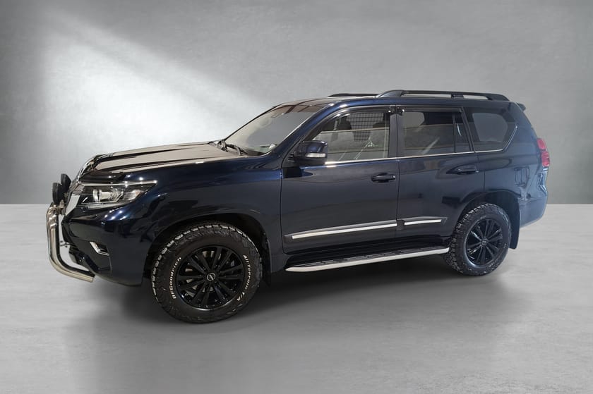 Bilde 3 av Toyota Land Cruiser 5-dørs 2,8 D-4D GX aut blå metallic