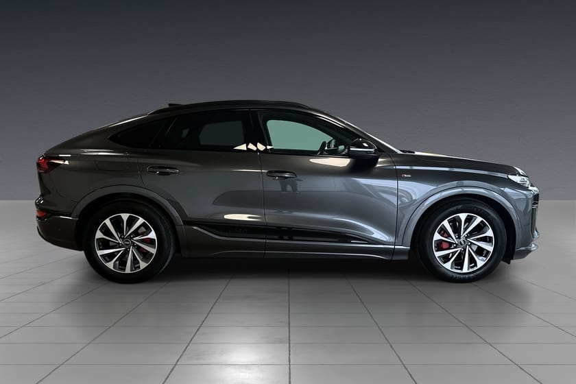 Bilde 4 av Audi Q6 Sportback e-tron quattro BANG&O./LUFT/360.KAM/HEAD-UP/VIRT.CKP/KROK