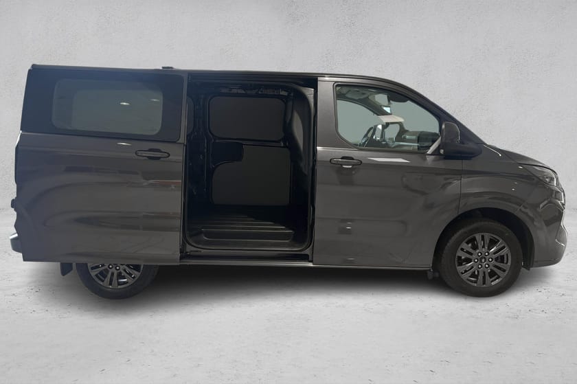 Bilde 4 av Ford Transit Custom 320 | – Business | Ekstra lys | Hengerfeste | 4x4 |