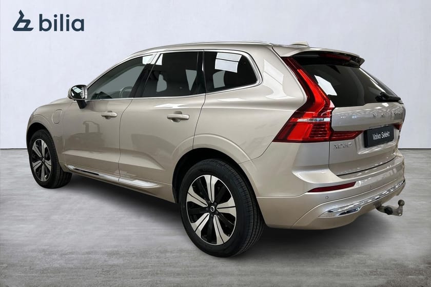 Bild 4 av Volvo XC60 T6 Plus Bright Edition B&W Drag Akustik HuD