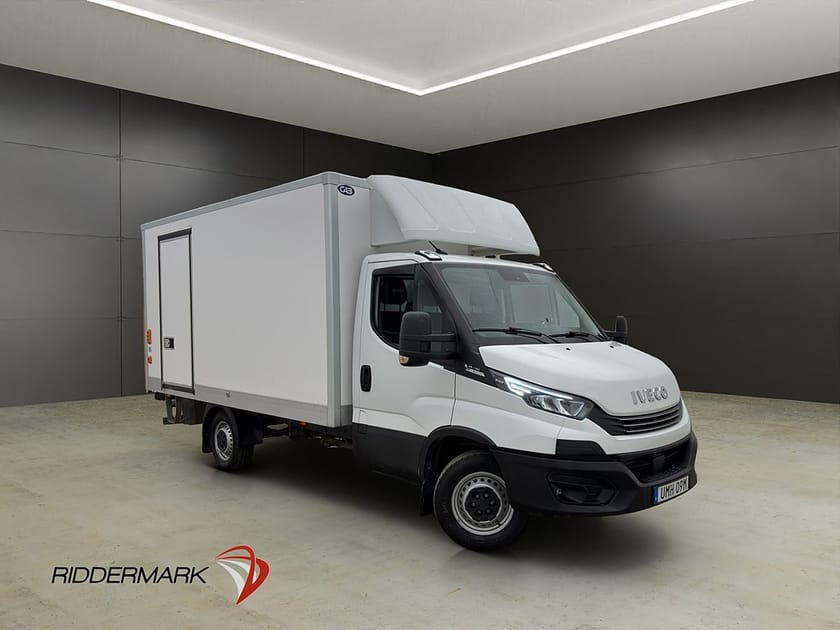 Bild 1 av Iveco Daily 35-160 Chassi Cab 2.3JTD Värmare BAKGAVELLYFT 3-Sits Sidodörr Moms