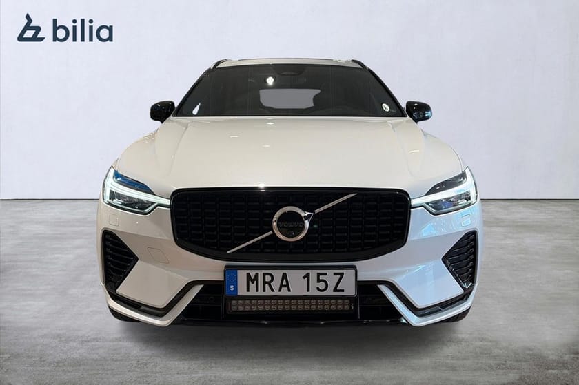 Bild 4 av Volvo XC60 T6 AWD Ultimate Dark Pano H/K 360° HUD Drag 350HK