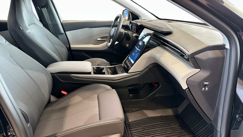 Bild 3 av Ford Explorer EV Extended Range RWD Long Business Edition DEMO 15 000 kr laddning