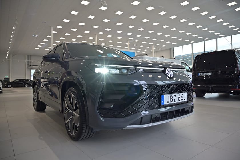 Bild 4 av Volkswagen Tayron eHybrid R-Line SWE Edition *SOMMARKAMPANJ T.O.M 30/6! LAGERBIL