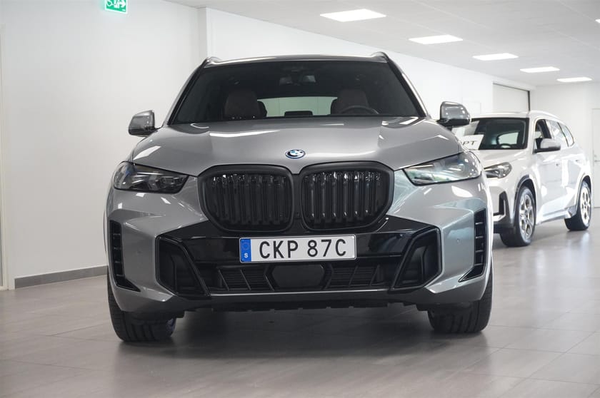 Bild 5 av BMW X5 xDrive50e M-Sport Pro DAP Pano Innov Comfort Plus Exclusive