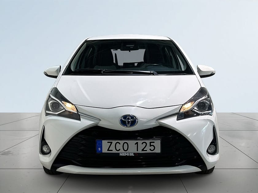 Bild 2 av Toyota Yaris Hybrid e-CVT Active CarPlay Mvärm Kamera SoV