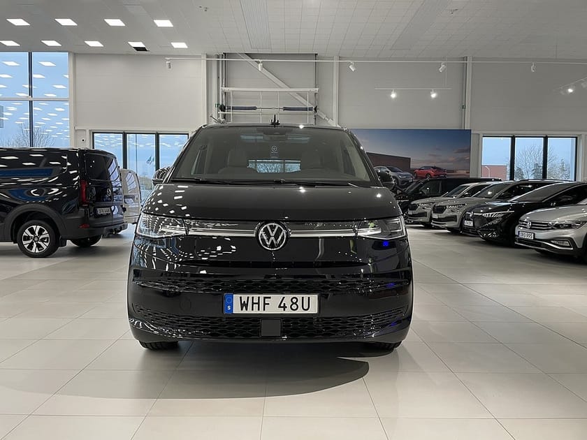 Bild 2 av Volkswagen Multivan eHybrid 4M Lång 4MOTION / DEMOBIL / DRAG