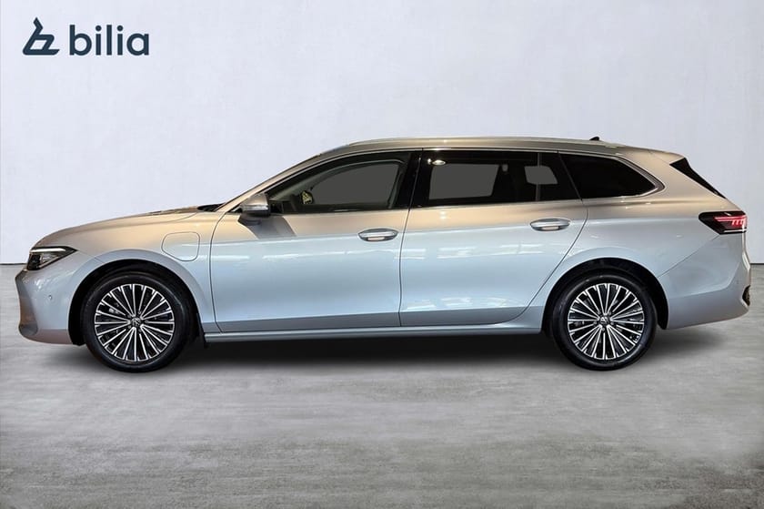 Bild 5 av Volkswagen Passat Variant eHybrid Elegance 1.5 TSI Värm Drag 272HK
