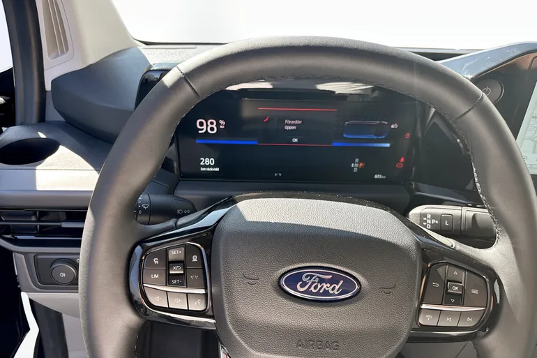 Ford Transit Custom 82.5 kWh AWD