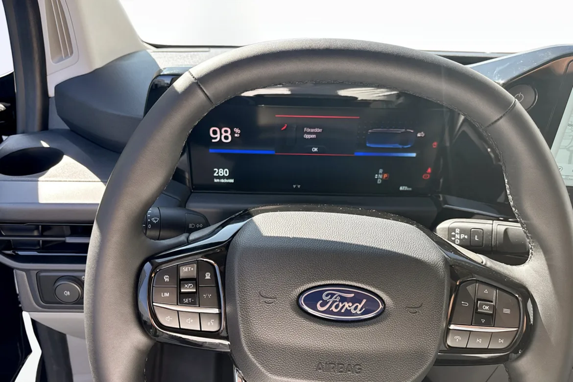 Ford Transit Custom 82.5 kWh AWD