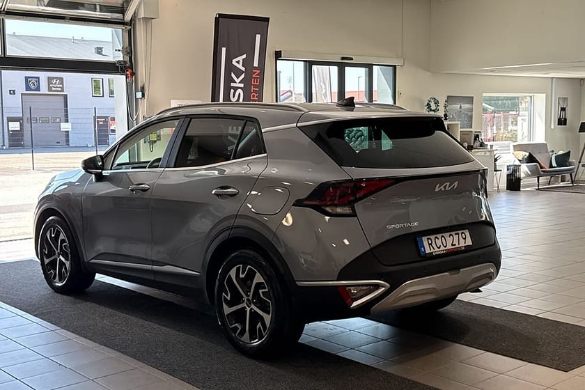Bild 4 av Kia Sportage Hybrid AWD 230hk Action/Komfortpaket/Förarassist/Drag