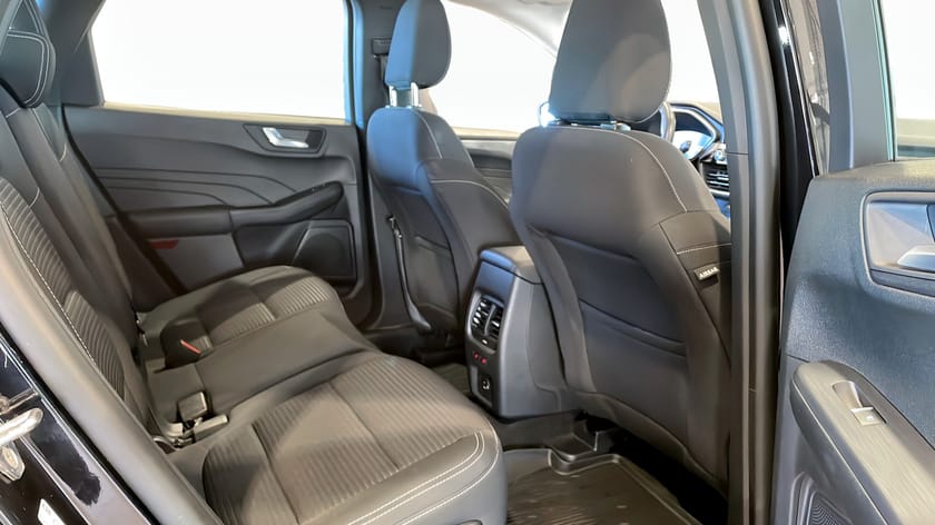 Bild 5 av Ford Kuga Plug-In Hybrid Titanium 225hk | Vinterpaket |  |