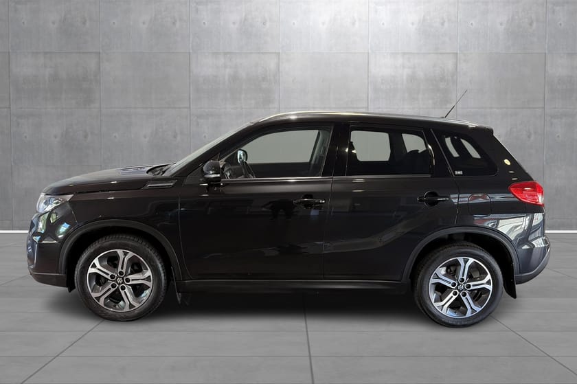 Bilde 2 av Suzuki Vitara /4X4/AUTOMAT/H-FESTE/R-KAMRA/VELHOLDT/