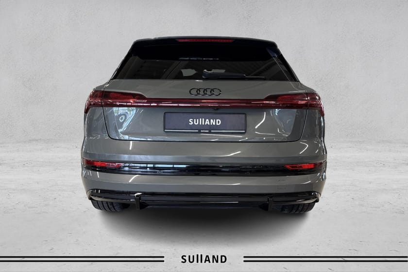 Bilde 4 av Audi e-tron 55 quattro s line sp black edit