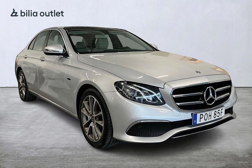 Bild 2 av Mercedes-Benz E 300 de PLUG-IN 360°kam Panorama Drag Ambient Lighting