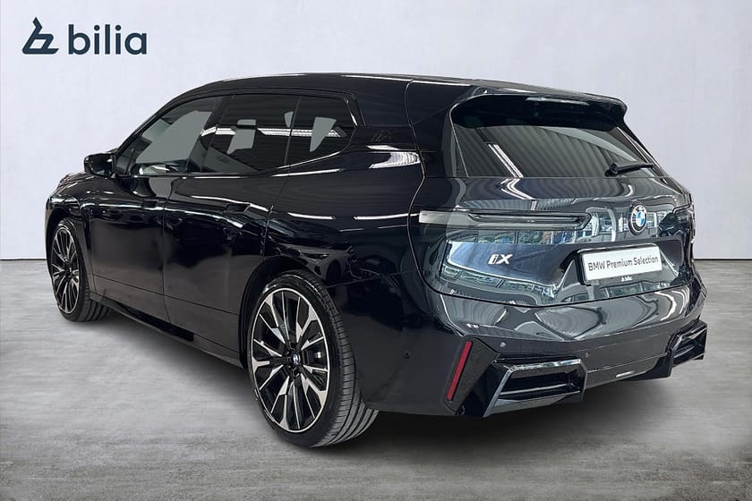 Bild 2 av BMW iX xDrive60 xDrive 60 M-Sport | DEMOBIL | Drag | B&W | Supercharge