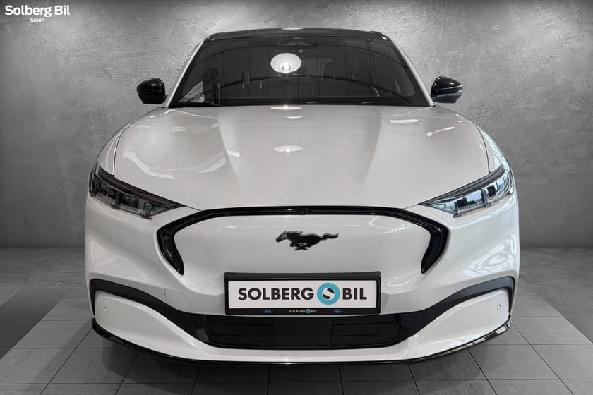 Bilde 2 av Ford Mustang Mach-E Long Range AWD AWD/360/PANO/B&O/ACC/KROK