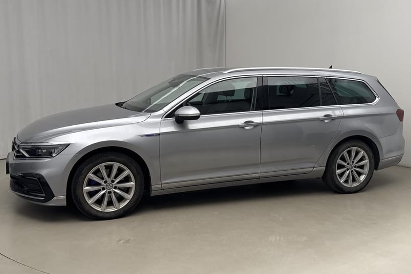Bild 2 av Volkswagen Passat Sportscombi GTE 1.4 218hk Executive Business Drag