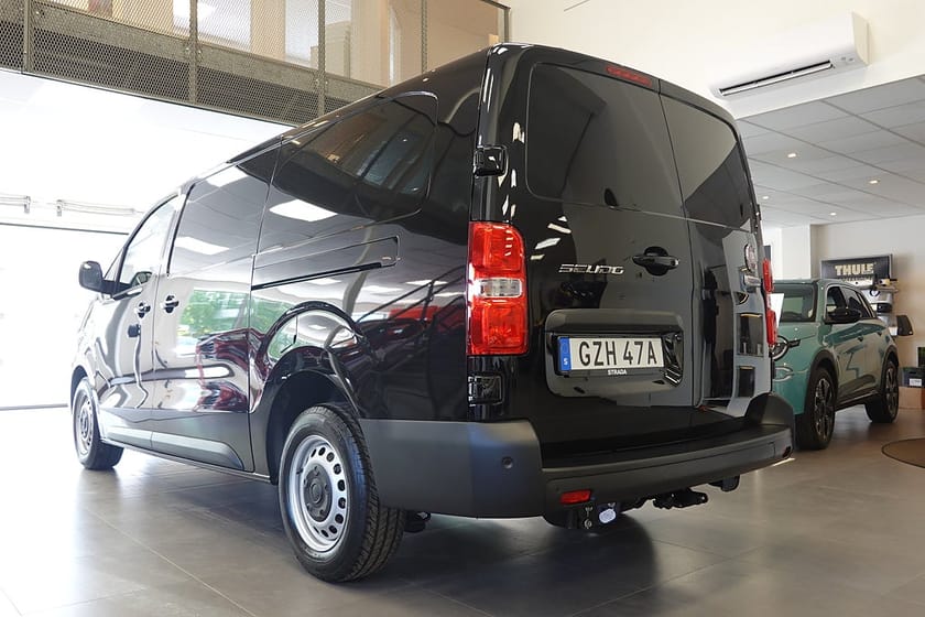 Bild 2 av Fiat Scudo Skåpbil Maxi L3 145HK AT Nordic / Dubbla skjut / Värmare