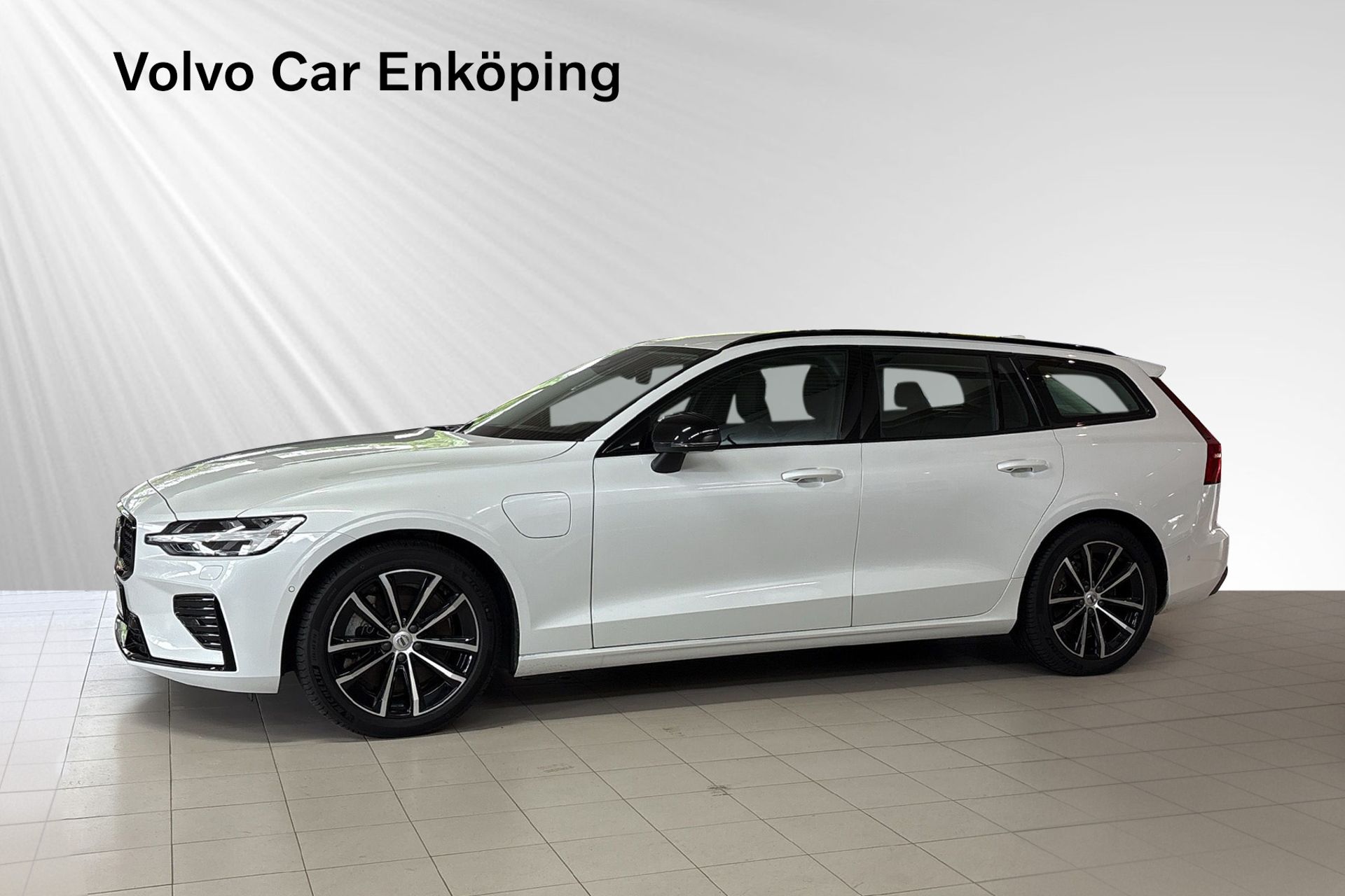 Volvo V60 T6 Plug-In Hybrid AWD 2026, bild 4/10