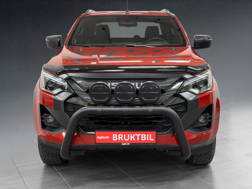 Bilde 3 av Isuzu D-Max Space Cab 1.9 Dobbel Magnum Black Edition|EBERSPRÄCHER/KROK+