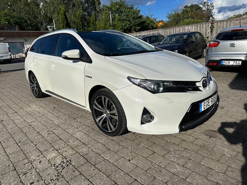 Bild 2 av Toyota Auris Touring Sports Hybrid e-CVT Edition 50 Euro 5