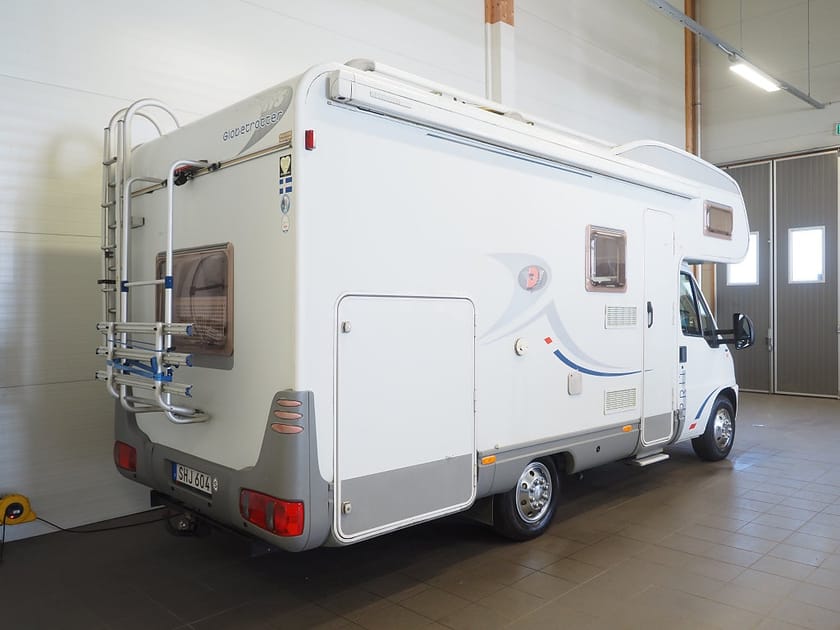Bild 3 av Dethleffs Campervan Fiat A 5881 GDS-bil I ALDE I B-körkort I 6 Bälten | Stora motorn