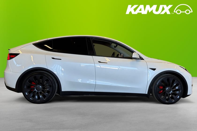 Bild 2 av Tesla Model Y Performance 534hk Uppgraderad Autopilot Pano 360°