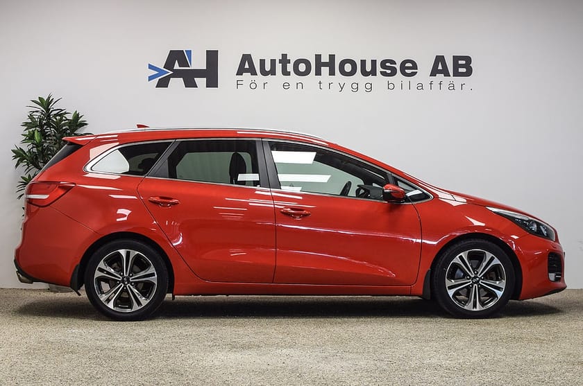 Bild 3 av Kia cee'd_sw 1.6 GDI GT-Line CarPlay B-Kamera GPS 4,99%