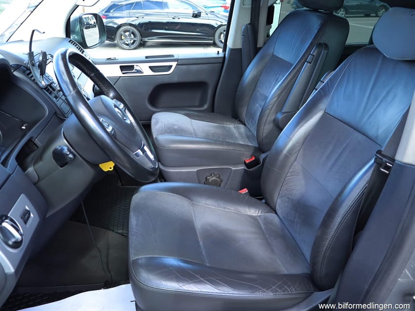 Bild 5 av Volkswagen Multivan 2.0 TDI 4M 180hk S/V-hjul 7-sits drag backkamera