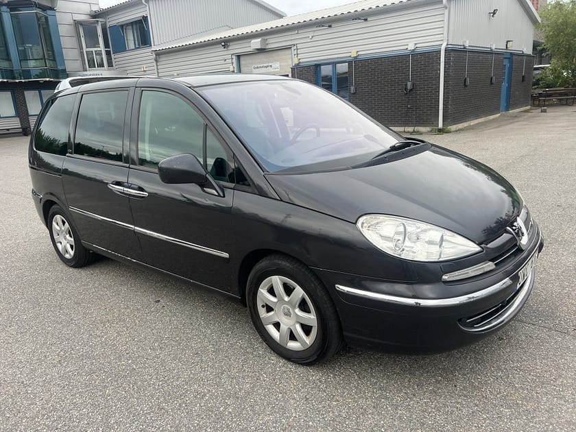 Bild 3 av Peugeot 807 2.0 HDi FAP 7-sits 1 äg Kamrem bytt Skinn Drag D-Värm