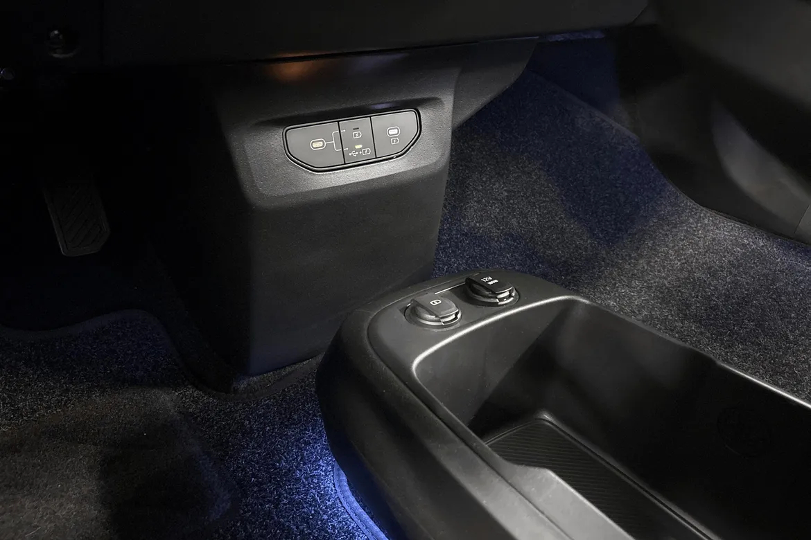 picture of a car