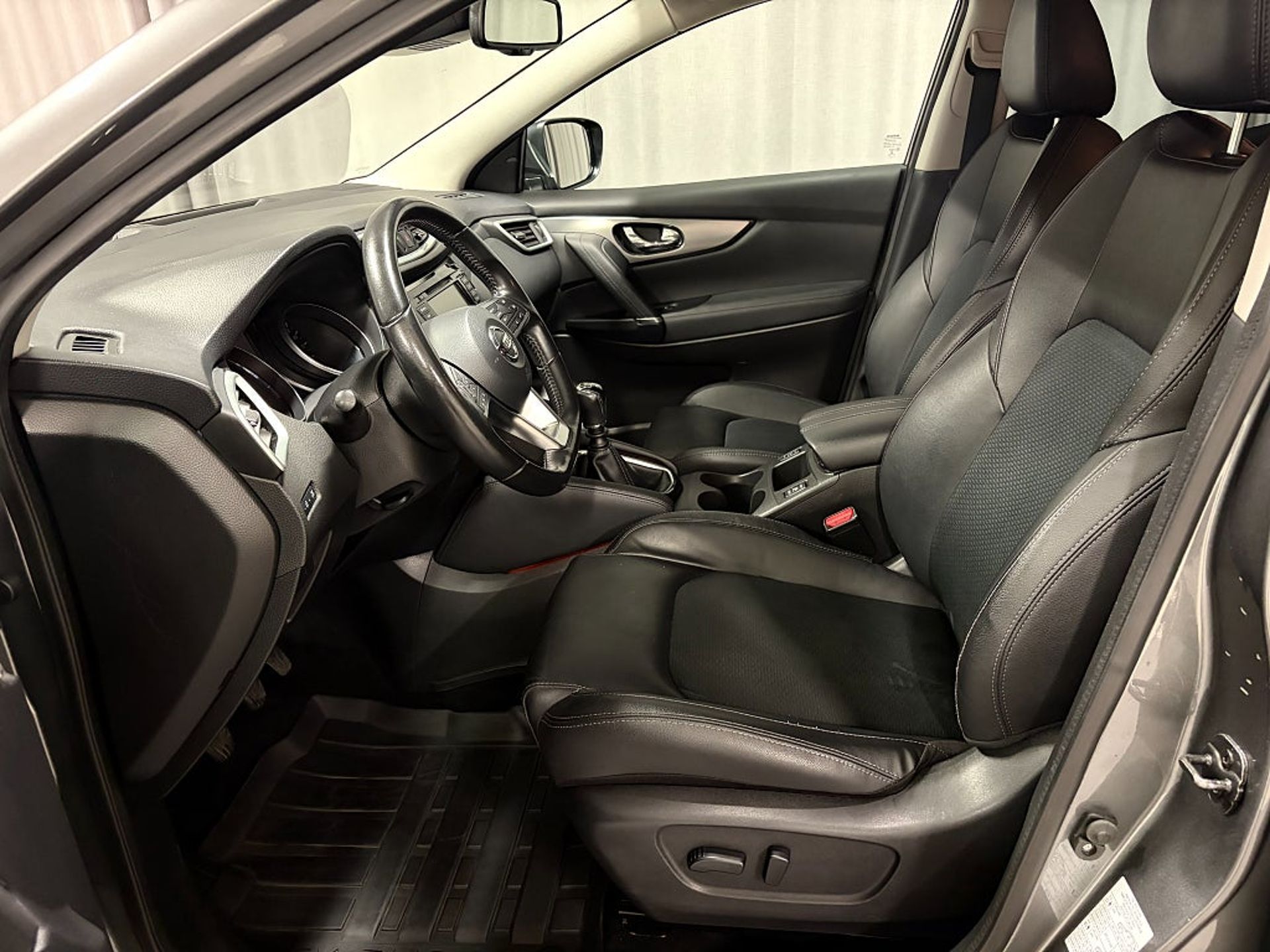 Nissan Qashqai 1.3 DIG-T Tekna Inkl 2019, bild 7/10