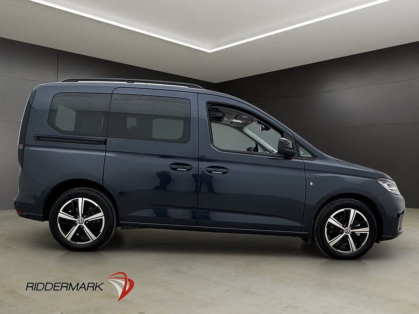 Bild 2 av Volkswagen Caddy eHybrid Life Cockpit Värmare Kamera CARPLAY