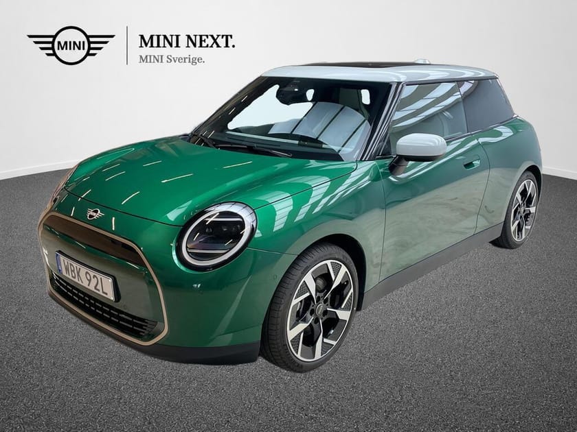 Bild 1 av MINI Cooper E Favoured Trim, Paket M, v-hjul inkl!