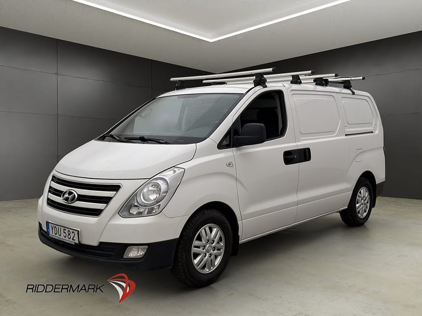 Bild 1 av Hyundai H-1 Cargo 170hk Värm Drag 3-Sits 2xDörrar 1-Brukare