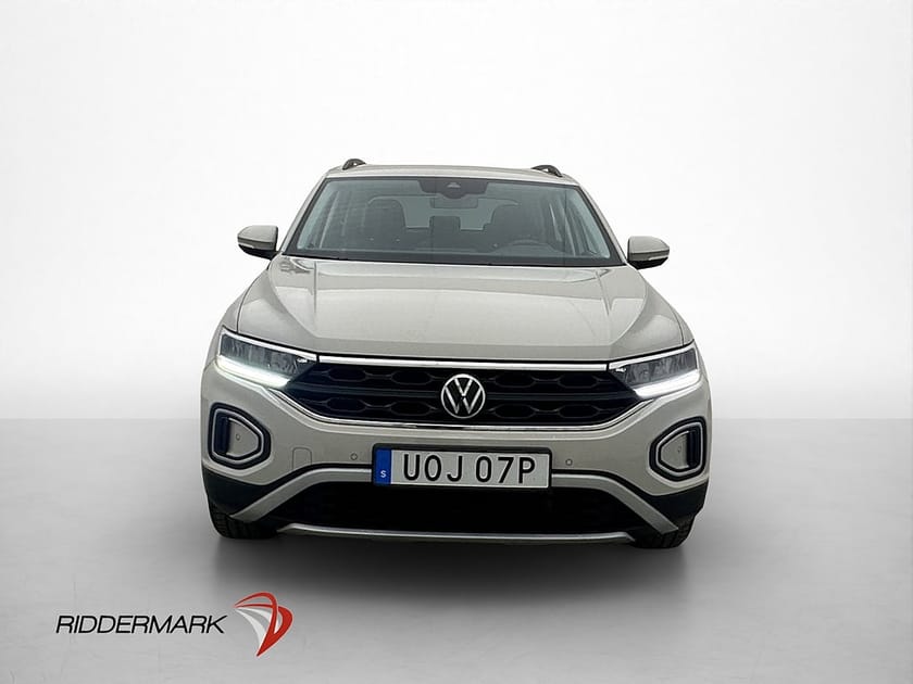 Bild 2 av Volkswagen T-Roc 1.0 TSI 110hk Cockpit Drag CarPlay Sensorer