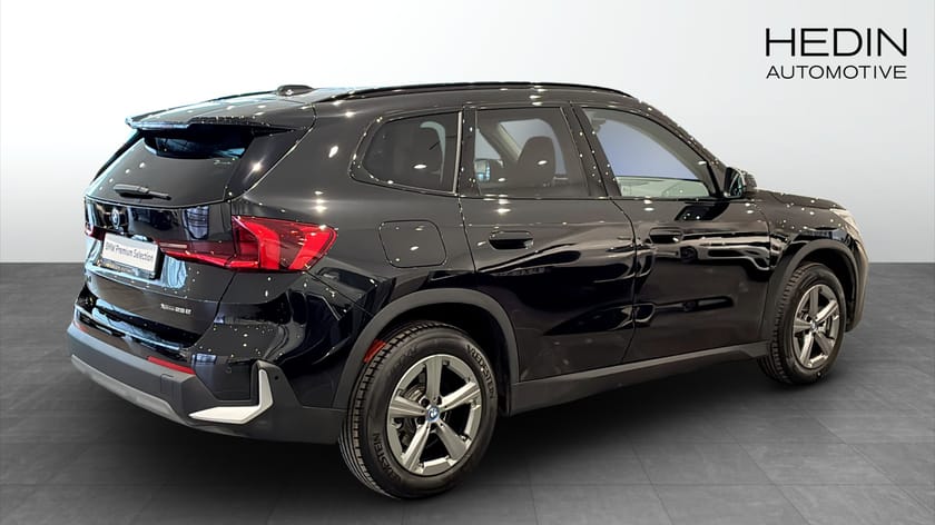 Bild 2 av BMW X1 xDrive25e Ink V-Hjul Drag, Rattvärme,Farthållare